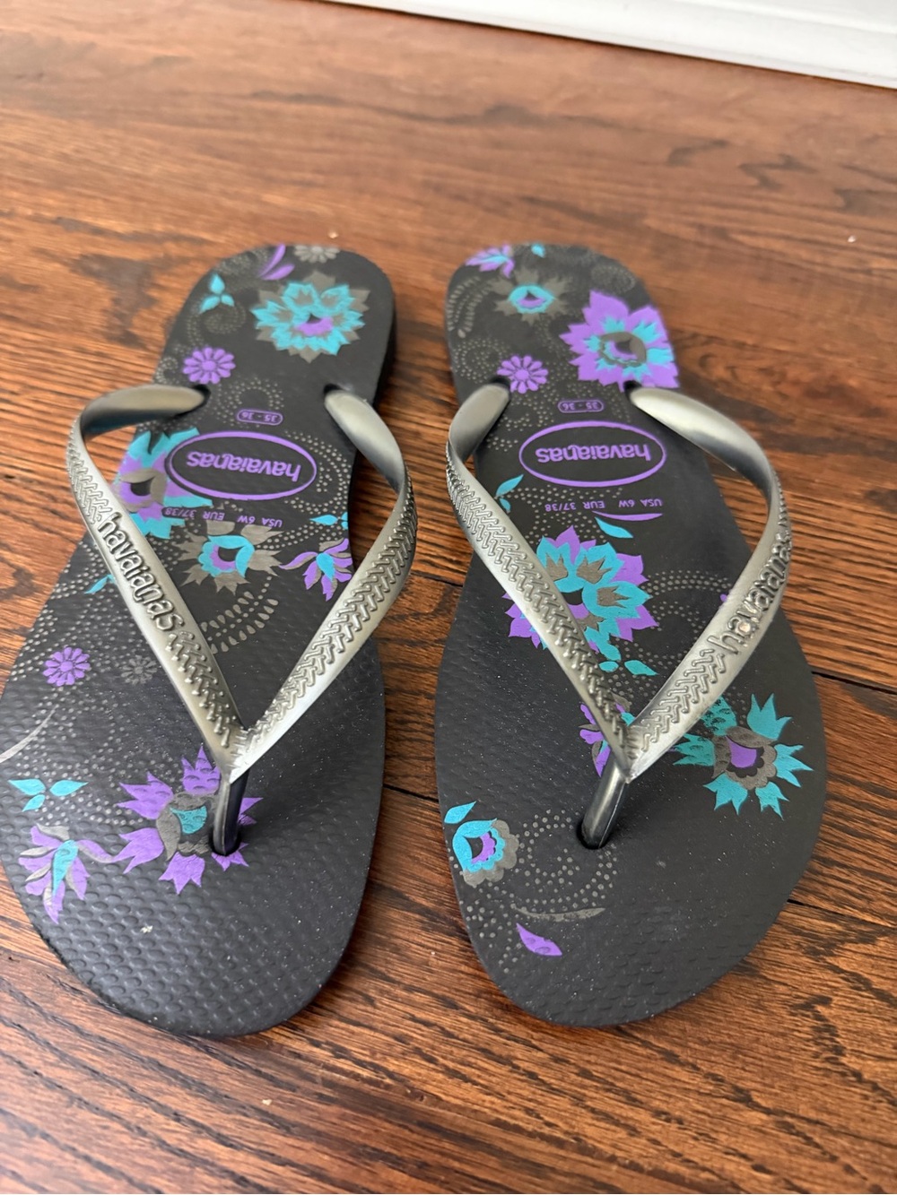 Havaianas Black and teal Flip Flops